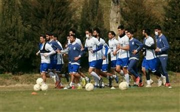  مصدومیت وریا در تمرین امروز استقلال