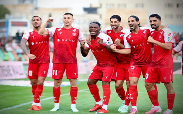 شوک به پرسپولیس پیش از بازی با فولاد؛ مدافع اصلی مصدوم شد