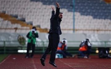 محمود فکری: درست کار کنید تا حرفی نزنیم!