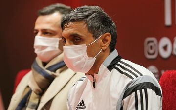  خطیبی: نام تراکتور از همه نام‌ها بزرگتر است/ انشاالله یک تیم قوی و محکم برای نیم‌فصل دوم آماده کنیم