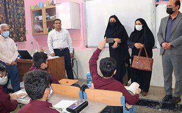 دانش‌آموزان دارای علائم آنفولانزا به مدرسه نروند