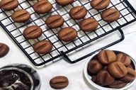 کسانیکه عاشق قهوه هستن بیان اینجا| طرز تهیه شیرینی دانه قهوه