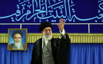 فیلم کامل بیانات رهبر انقلاب در دیدار کارگزاران حج