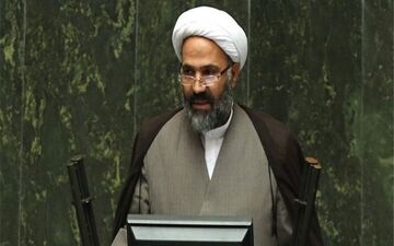 گویا ظریف فراموش کرده که وزیر خارجه جمهوری اسلامی ایران است
