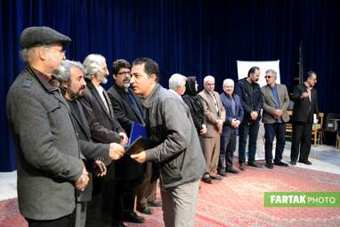 برگزاری عصر شعر و موسیقی بهار در تالار وحدت و تجلیل از روسای انجمن‌های ادبی 