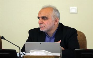 مداخله دولت در زمینه اقتصاد را به حداقل می‌رسانیم