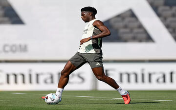 لیورپول به جذب اورلین شوامنی علاقه‌مند است