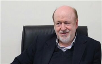 آسمان استقلال پر ستاره شد