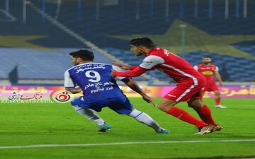 مدافع پرسپولیس یاد هاشمی نسب را دوباره زنده کرد/ سرخ‌ها باید با این بازیکن برخورد کنند