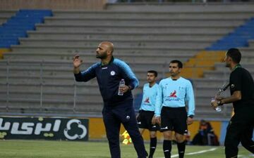 مربی نفت مسجدسلیمان: ما مثل پرسپولیس ۱۰ ملی‌پوش نداریم / تمام توان ما این است که یا یک بر صفر و دو بر یک ببریم 