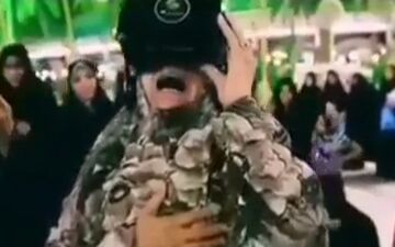 واکنش زائران به بازخوانی قیام کربلا در بین الحرمین