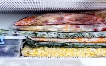 ۸ توصیه برای پرهیز از مسمومیت غذایی در تابستان
