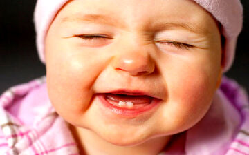  باورهای عامیانه درباره دندان شیری+ ارزیابی و تحلیل