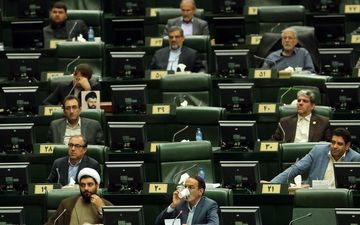 پای مجلس در کفش شورای نگهبان و مجمع تشخیص