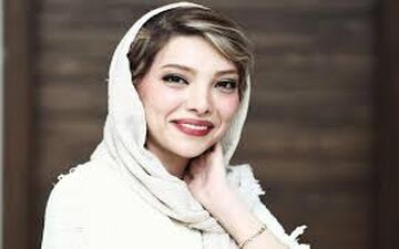 صدف استهبدی با استایل چرم کولاک کرد|حضور خانم بازیگربه همراه رضا یزدانی و دیگر بازیگران در افتتاحیه فیلم آهو
